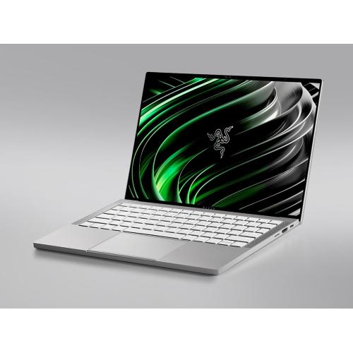 Razer Book 13 White | i7 1135G7 | Intel Iris Xe 